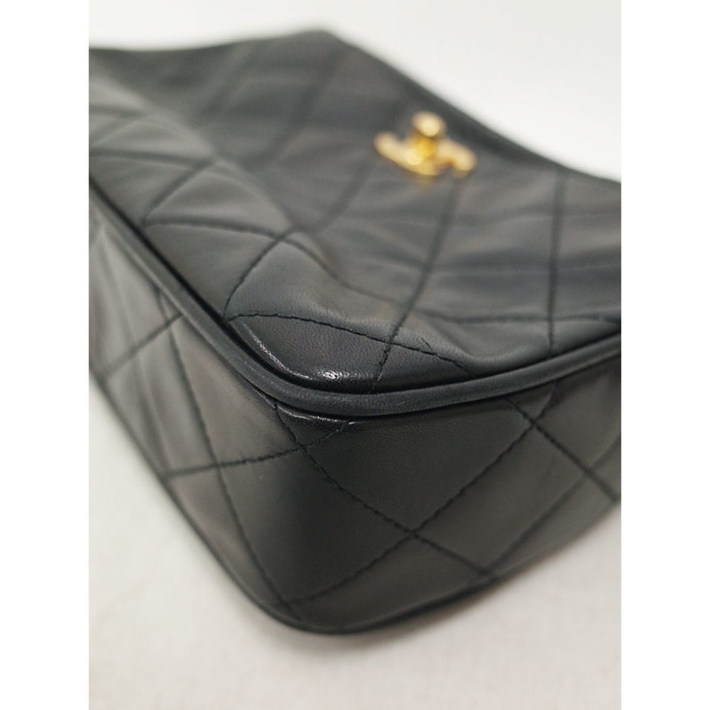 Chanel Matelasse Chain Shoulder Bag Lambskin - Picture 9 of 9